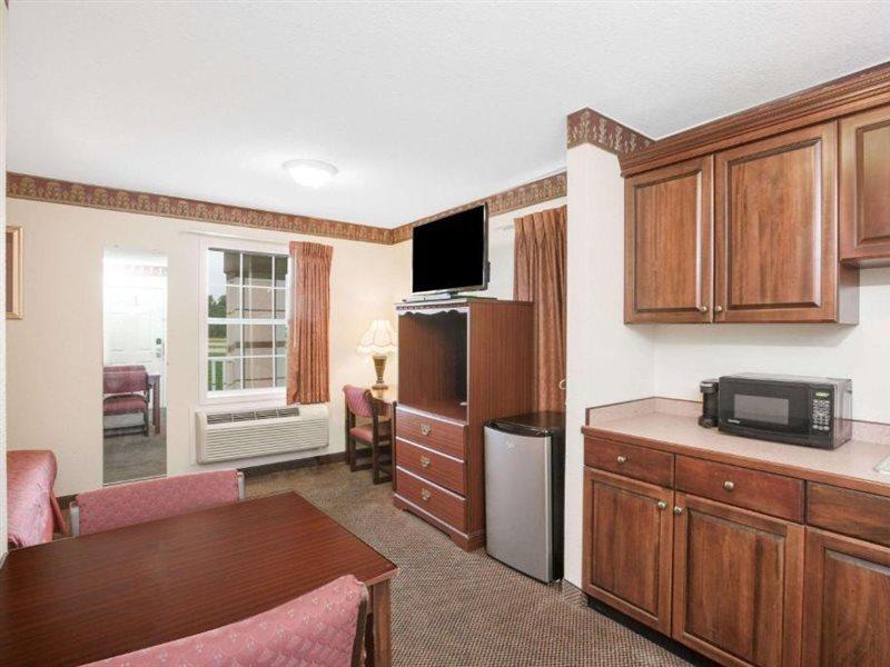 Days Inn by Wyndham Trumann AR Bagian luar foto